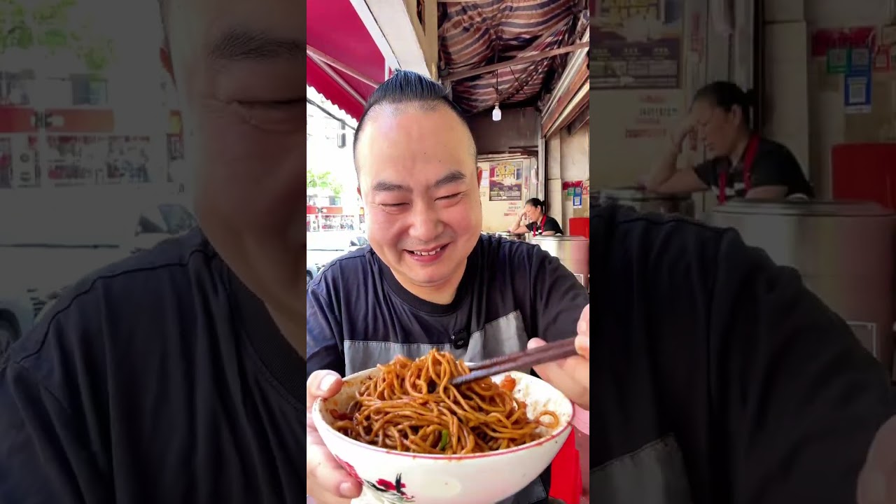 市井三叠味，烟火满江城#好好吃饭大赛 #夏天该有的样子 #打卡街边美食 #人间烟火 #热干面