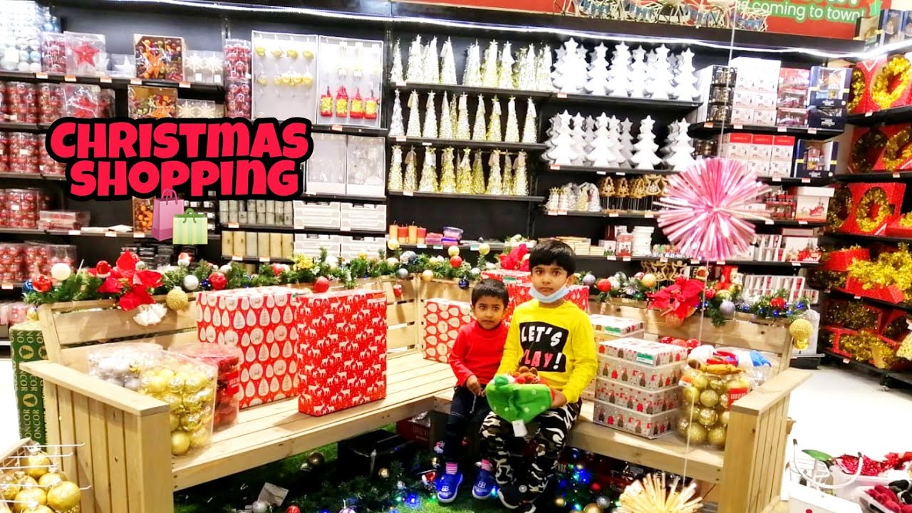 Christmas shopping | Christmas collections in sultan centre | Oman Christmas celebration | Muscat