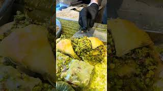 Urfa sade yağı ve Urfa fıstığıyla hazırlanan baklava çeşitleriyle eşsiz lezzet💚☘️