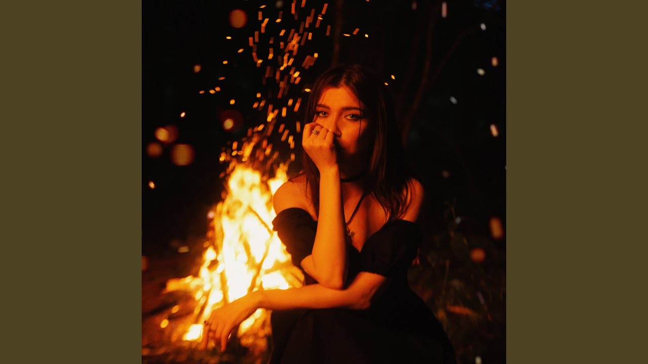 Костёр auf YouTube ansehen Костёр auf YouTube ansehen