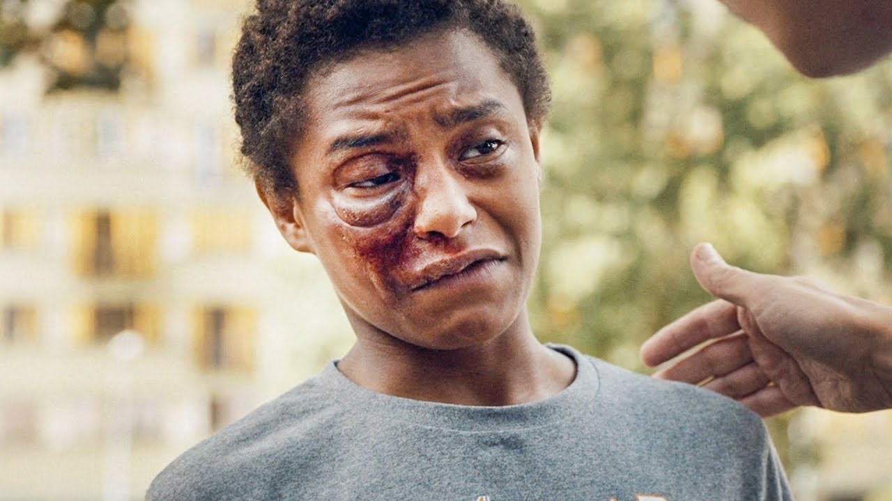 Полицейские ИЗУРОДОВАЛИ Мальчика и он придумал Кровавый ПЛАН МЕСТИ