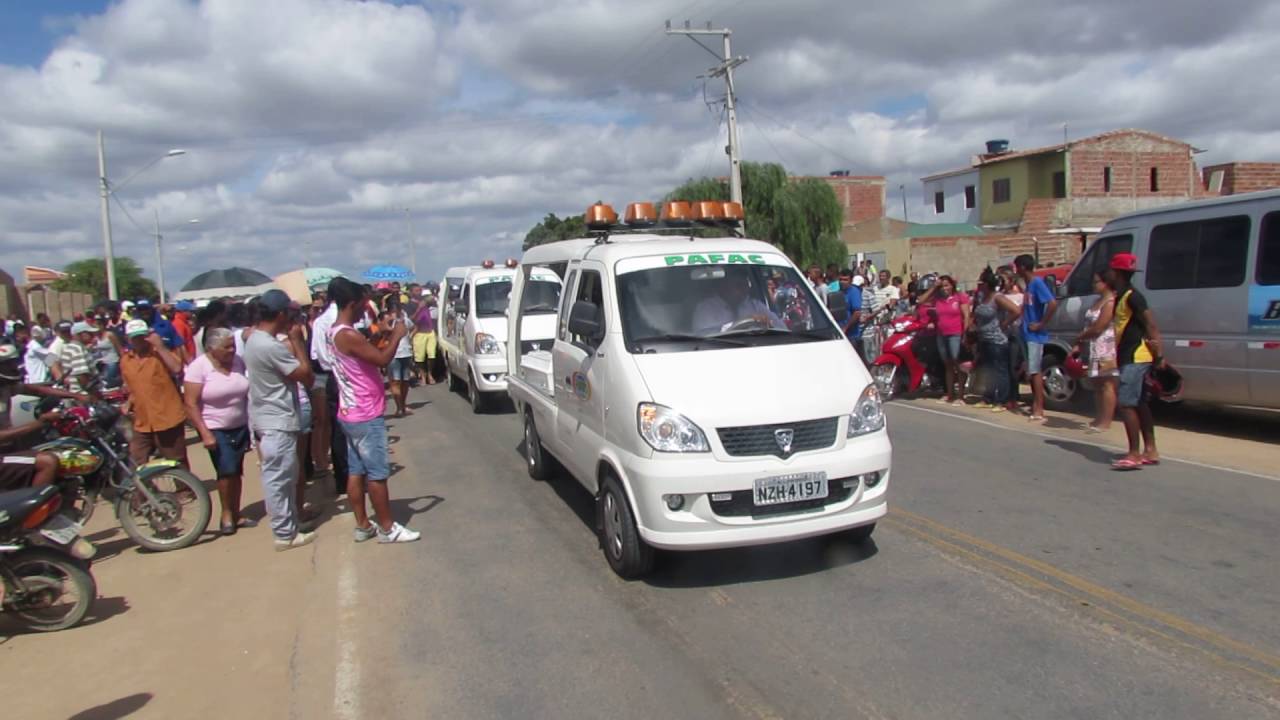 TV JORGEQUIXABEIRA - CORTEJO FUNEBRE DA FAMÍLIA QUE MORREU EM ACIDENTE AUTOMOBILÍSTICO NA BR-324