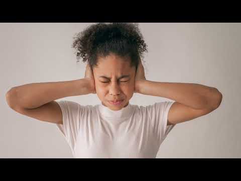Video: 3 mënyra të lehta për të parandaluar grumbullimin e dyllit të veshit