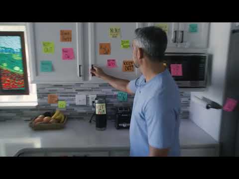 Hilton Grand Vacations "Sticky Note" Social
