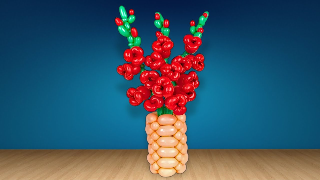 Gladiolus of balloons