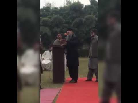 چوہدری افضال اکبر چیچی مرحوم نت ہاوس میں خوبصورت انداز میں تقریر کرتے ہوئے