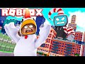 SCAPPIAMO DAL GIGANTE CATTIVO SU ROBLOX!!
