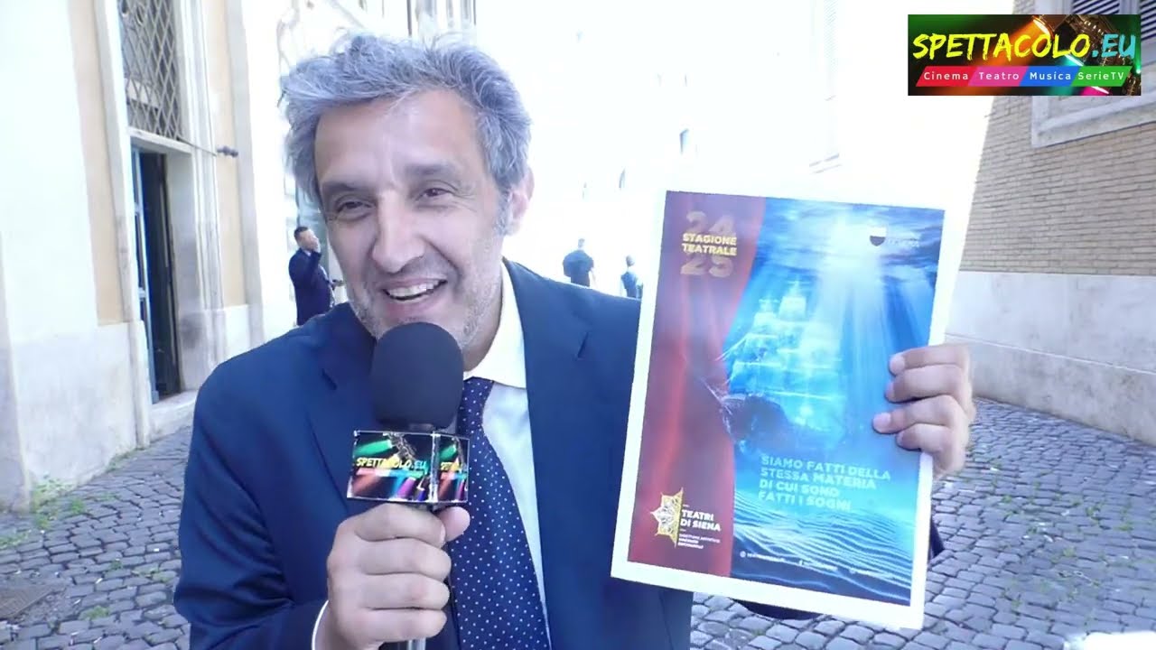 Flavio Insinna, intervista Gente di facili costumi con Nicoletta Fabio sindaca di Siena