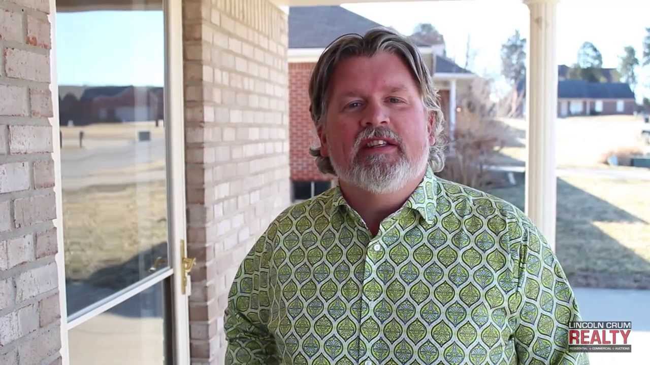 Home for sale, 7005 Shadow Pointe, Sellersburg, IN. Lincoln Crum Realty