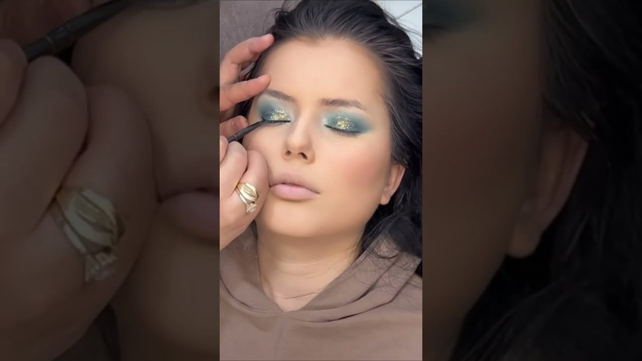 Stilist Munira;996449044 #mekap  #mekupart #mekupartist #mekapati #svatba #kelinlook #kelinci #svat