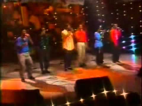 Take 6 - Sunday's On The Way