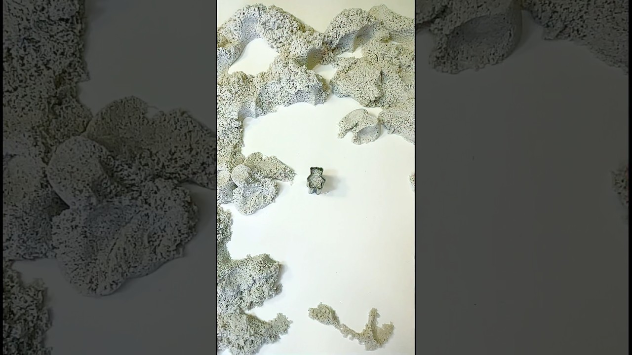 ASMR 😻Very satisfying Kinetic sand 