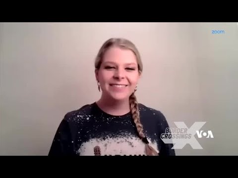 Border Crossings: Makenzie Phipps