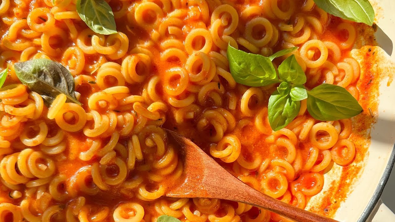 DITCH the CAN and make THIS 15 minute ONE PAN meal instead 🤤 