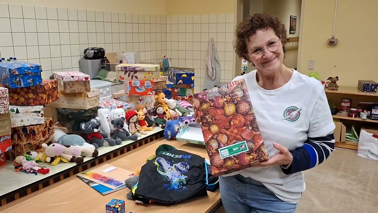 Packe einen Schuhkarton mit unserer lieben Rita