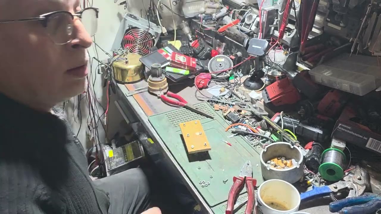 التحكم في دوران المحرك الكهربائي Electric motor rotation control