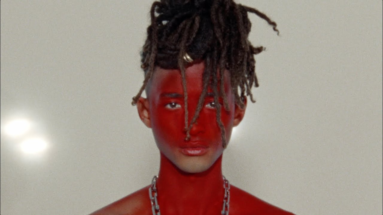Obejrzyj Jaden - RED CLOAKS (feat. Rich The Kid) w YouTube Obejrzyj Jaden - RED CLOAKS (feat. Rich The Kid) w YouTube