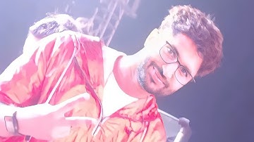 Jassi Gill Live performance in iimtu University Meerut : Jassi Gill performing Live In meerut