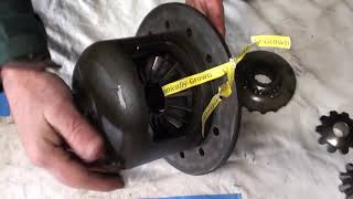 1950's GM Eaton Limited Slip Differential Explanation and Assembly
