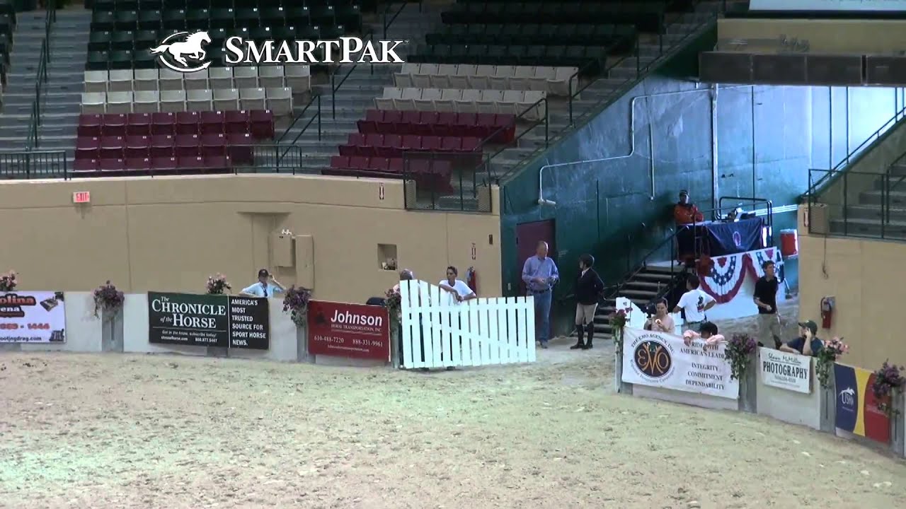 Tuesday Indoor Class 34 Second Year Green Handy Hunter Stake - YouTube