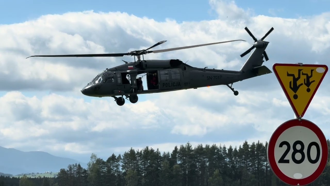 Policyjny Black Hawk Lotnisko Nowy Targ 2025 