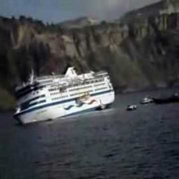 Sea Diamond Sinked In Santorini Greece April 5 2007
