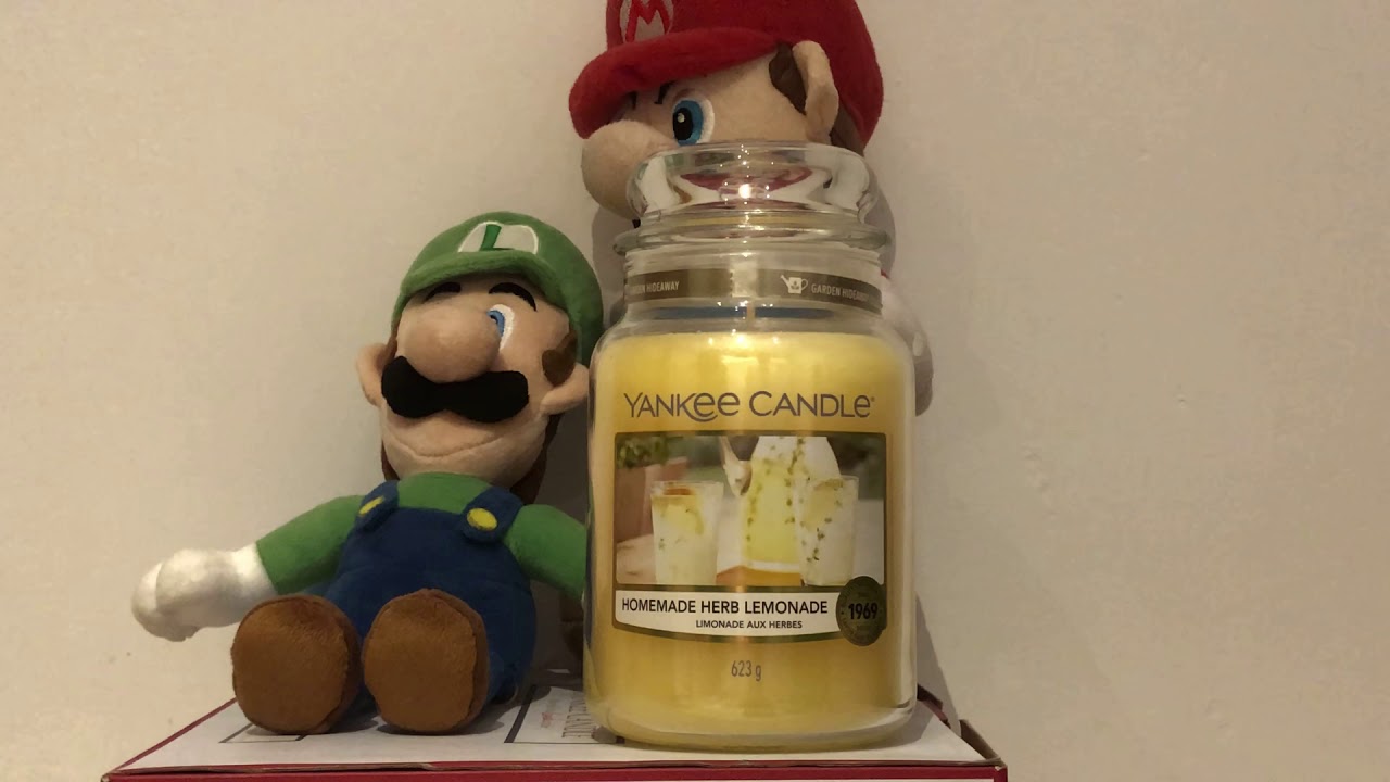 Yankee Candle Homemade Herb Lemonade Review: (PART OF GARDEN HIDEAWAY COLLECTION)