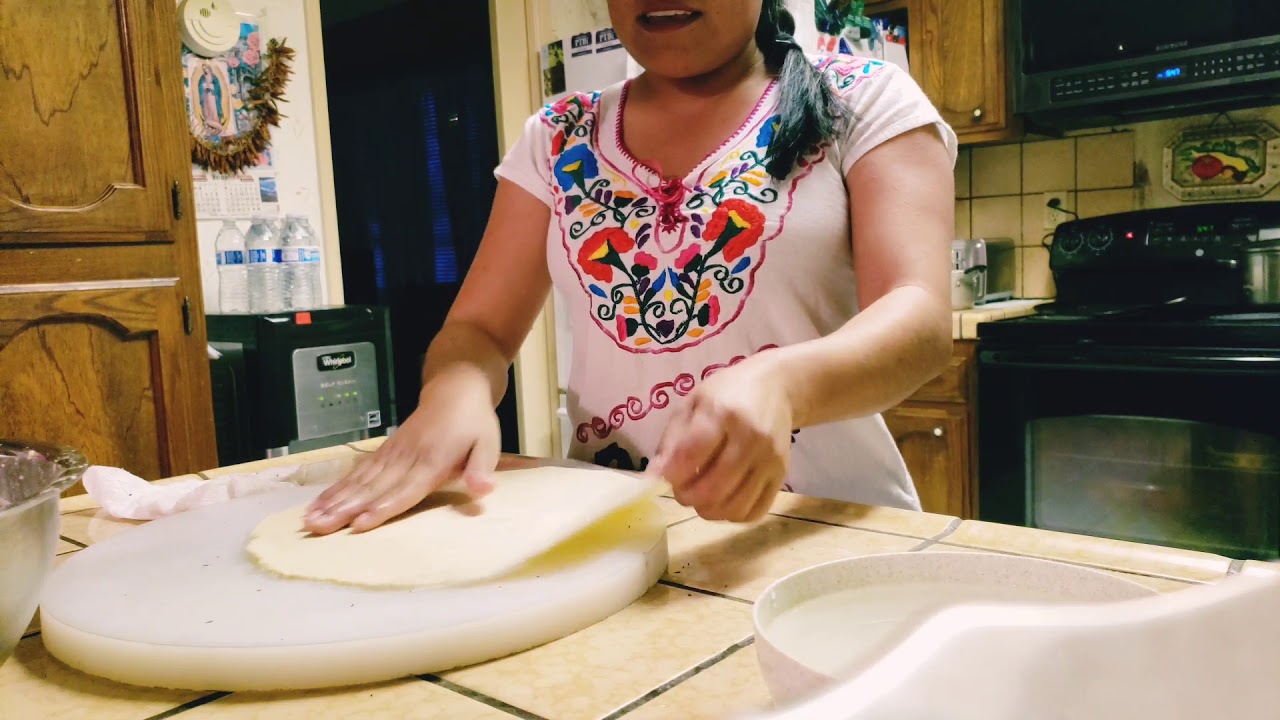 TORTILLAS HECHAS A MANO (Desayuno en mi rancho) YouTube
