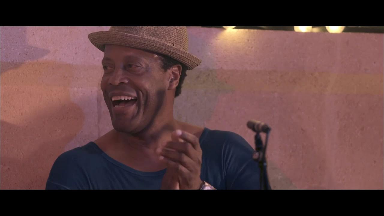 Mae il est ou. Christophe mae il est où. кристофер маэ. Mae il est ou. кристофер маэ.