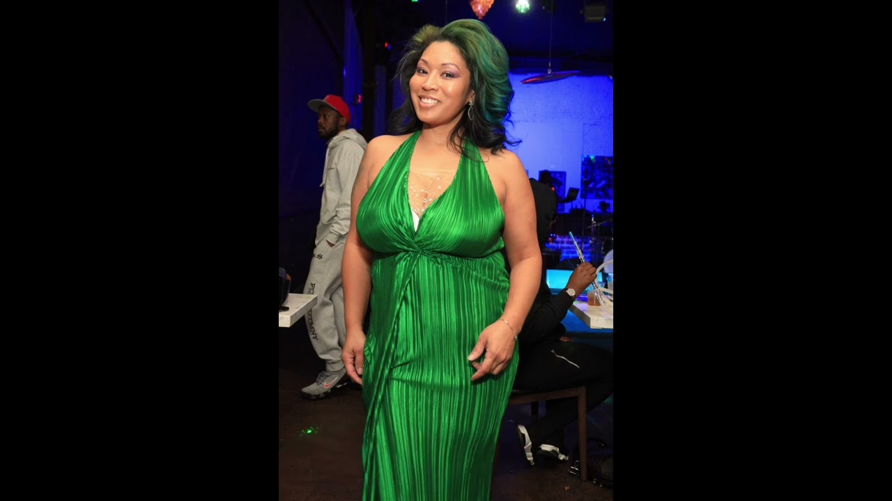 Yolanda Grace Blazia Closing the Launch of Soul X Tales at Apache Cafe