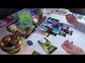 ¿QUÉ SIENTE POR MÍ HOY? 💗 MÁS CANALIZACIÓN ✍ ¿qué te diría ahora? Tarot interactivo 💌