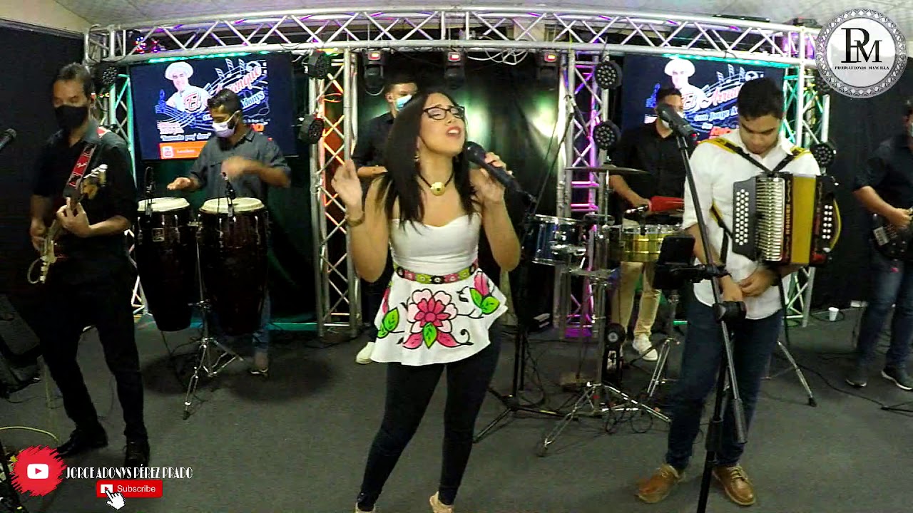 Te Necesito - Sebastián Batista y Andrea Barrios (Show Virtual)