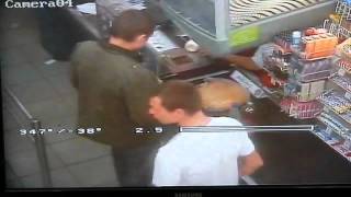Видео расстрела в торговом центре 