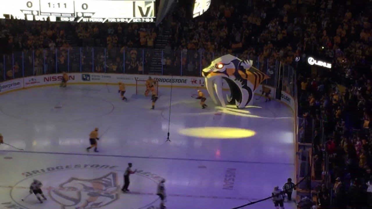 Nashville Predators Take a Big Bite of Video With New Centerhung Board at Bridgestone  Arena