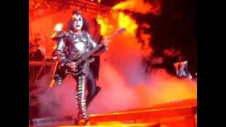 KISS Jones Beach 8/14/10 Modern Day Delilah