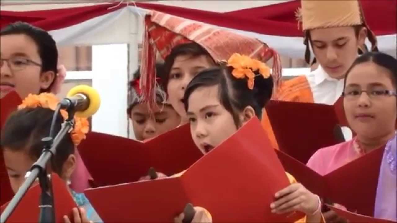 Upacara Pengibaran Bendera HUT Kemerdekaan RI Ke-70 Di KJRI Hamburg, Tanggal 17.08.2015