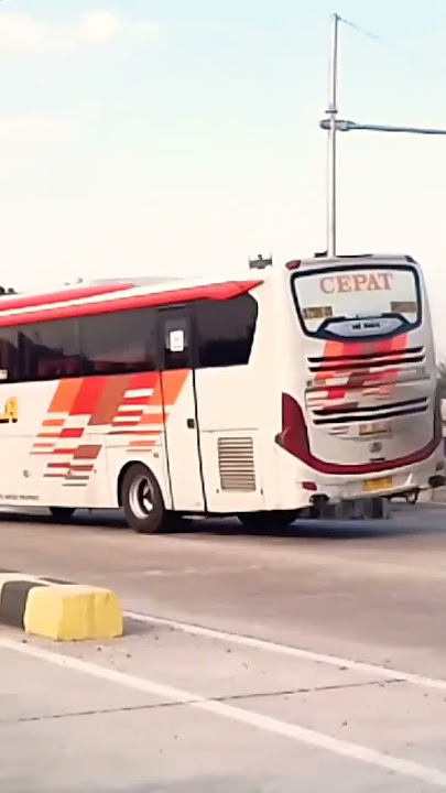 BUS EKA CEPAT EXIT TOL SRAGEN TIMUR‼️#shorts #busmania #huntingbus #ekacepat #eka #ekamira #jetbus3
