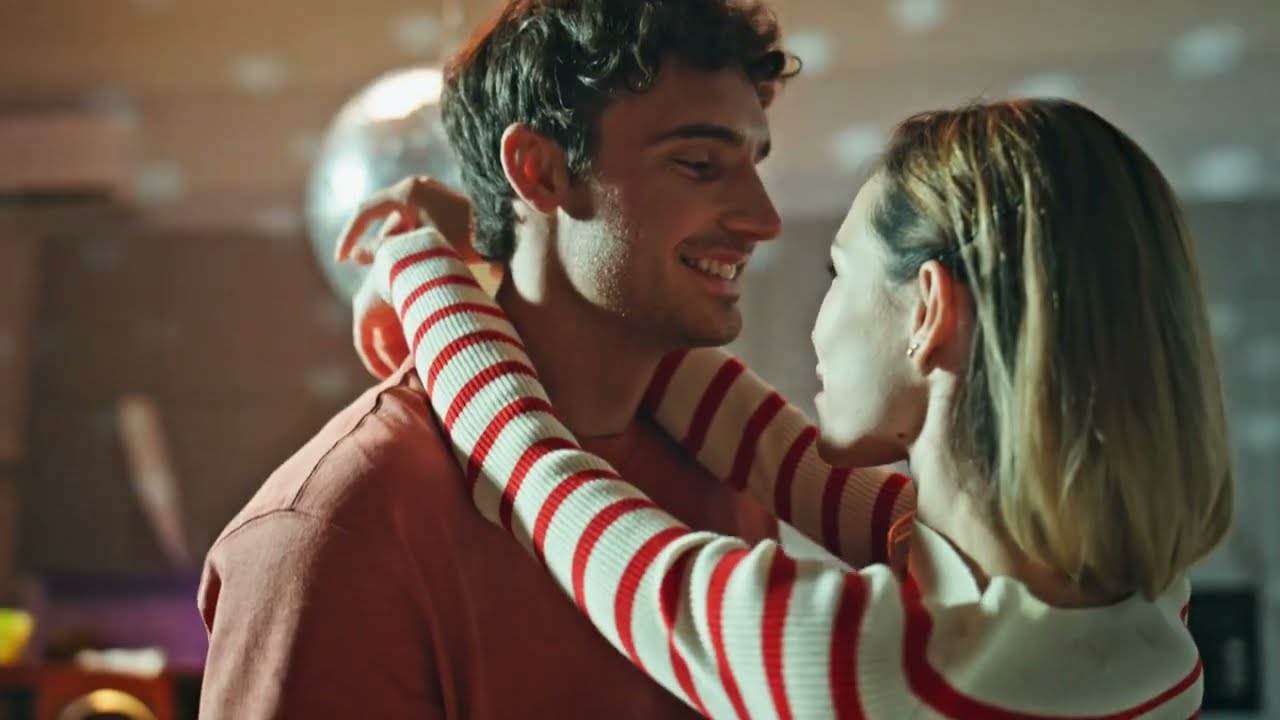 DJ OTTI - Amarti così 💑 Italo Disco Schlager Duett 🕺💃 Romantisches Musikvideo