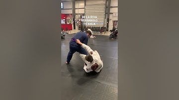 BJJ DE LA RIVA BERIMBOLO TO BACK #jiujitsu #brazilianjiujitsu #bjj #berimbolo #delariva #bayville