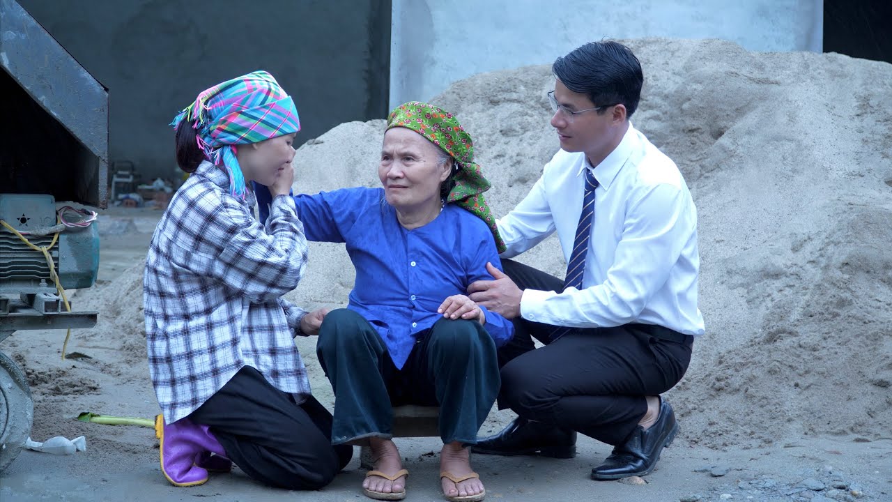 Tu Diem couldn’t believe what the CEO Toan did for a homeless woman