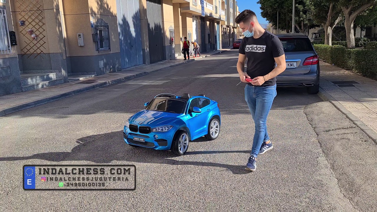 BMW X6 M para niños de una y de dos plazas, coche a bateria 12V con mando  RC - YouTube