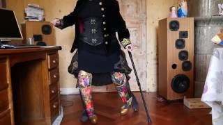 Testing prosthetic Extra-legs