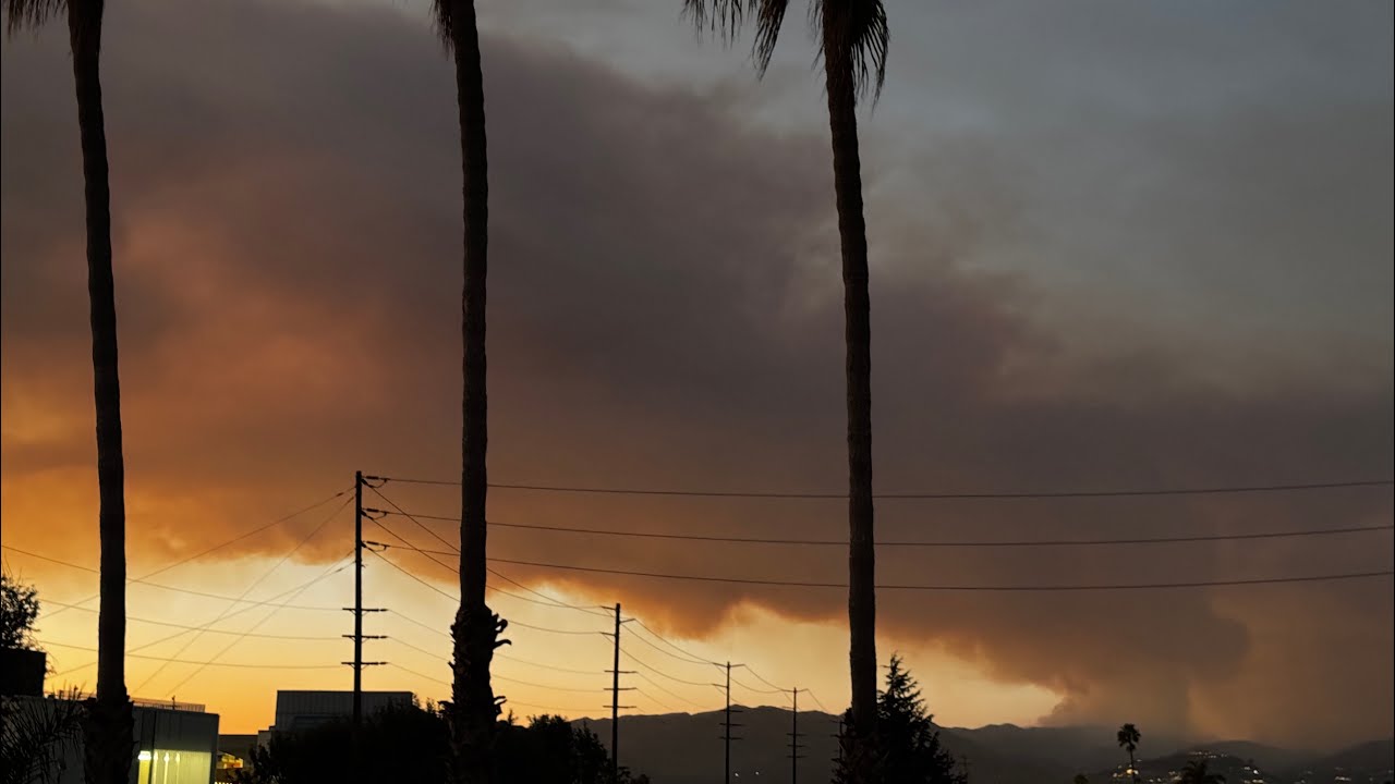 FRIDAY-LA Fires from my deck. Palisades fire spreading!