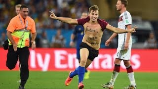 VITALY STREAKS AT WORLD CUP FINAL - WOULD YOU DO THIS?