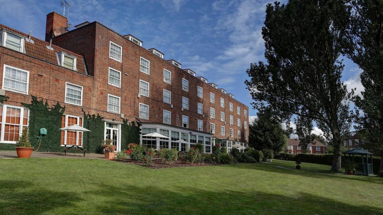 Best Western Homestead Court Hotel, Welwyn Garden City, UK | Holidays In Europe