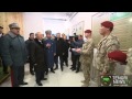 Краповый берет вручили Назарбаеву бойцы спецназа