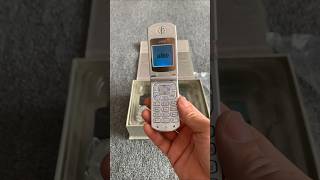 Bird V09 Flip Phone Classic Vintage Fashion #Birdphone #vintagephone #classicphone #retrophone #tech