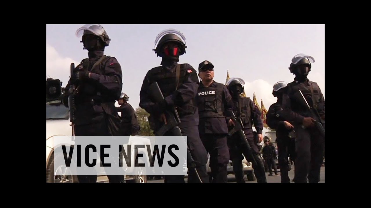 VICE News Daily: Beyond The Headlines - Feb. 24, 2014