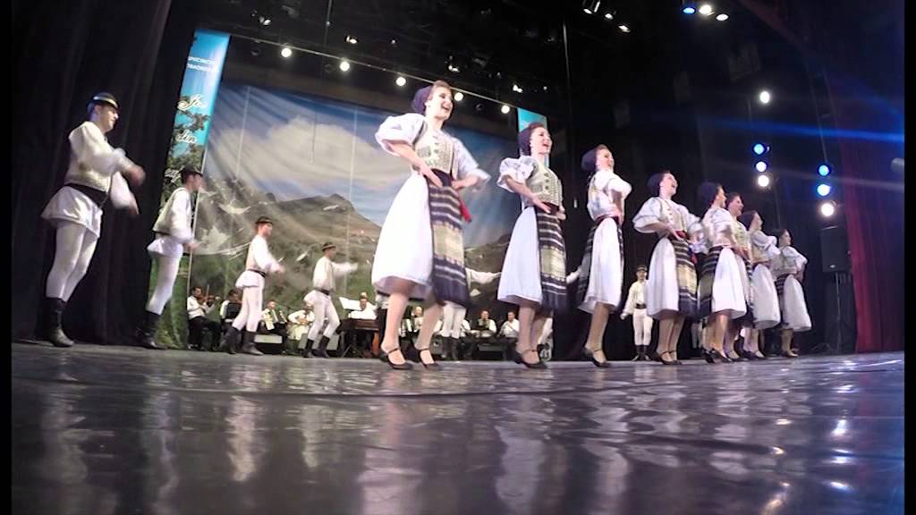 08 Suita de jocuri de pe Valea Hartibaciului ,,Marginimea''