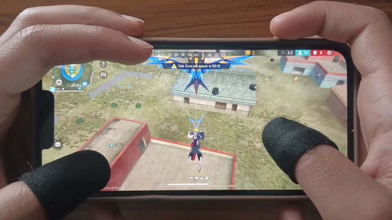 FOUR FINGER HANDCAM GAMEPLAY BR RANK ON GRAND MASTER LOBBY 